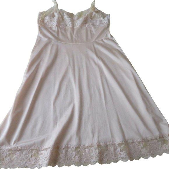 Vintage 70s Lorraine Beige Full Dress Slip Nylon Lace Glam Pin Up Lingerie USA - Picture 8 of 10